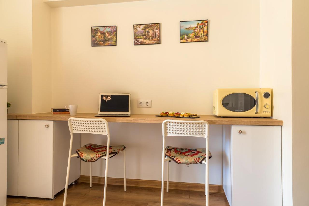 Studio T By Mrg Apartments Bukarest Exterior foto